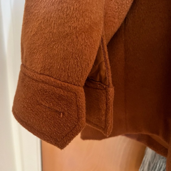 Tan jacket - Picture 5 of 6
